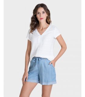 PANTALÓN CORTO DE MUJER TACHUELAS